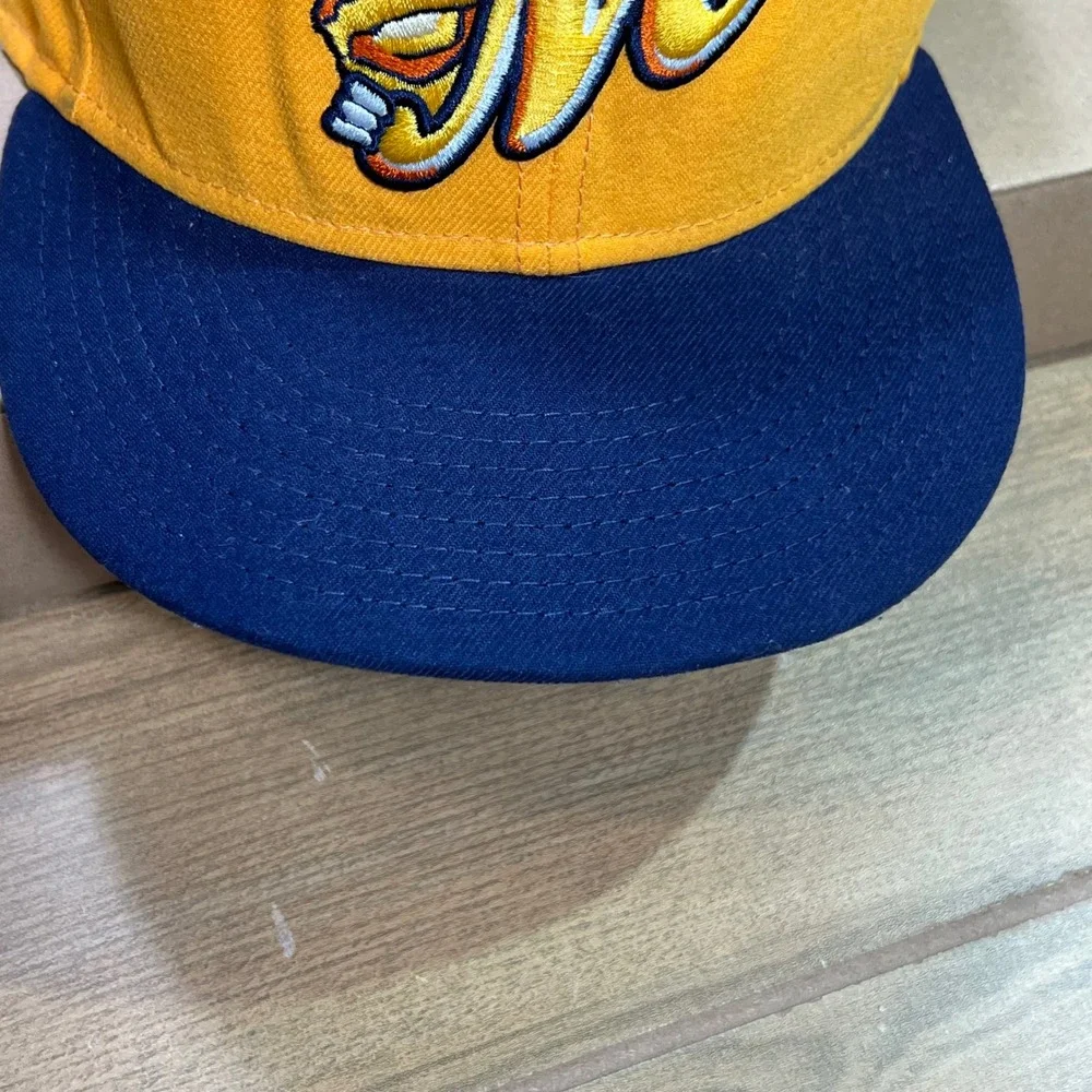 New Era 59FIFTY Montgomery Biscuits MiLB Fitted‎ Hat Yellow Navy Size 7 3/4